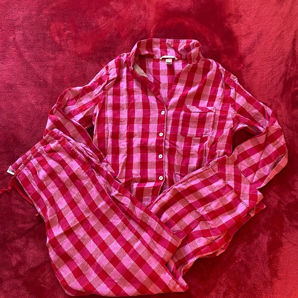 Victoria's Secret Pink Plaid Pajama Set